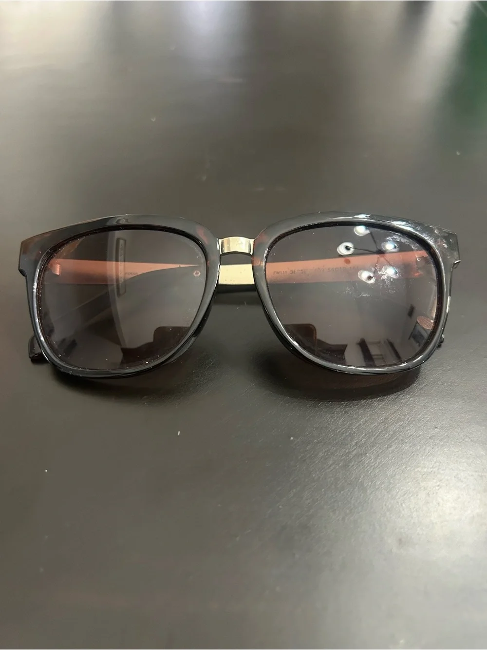 Fossil Black Sunglasses with Dark Lenses